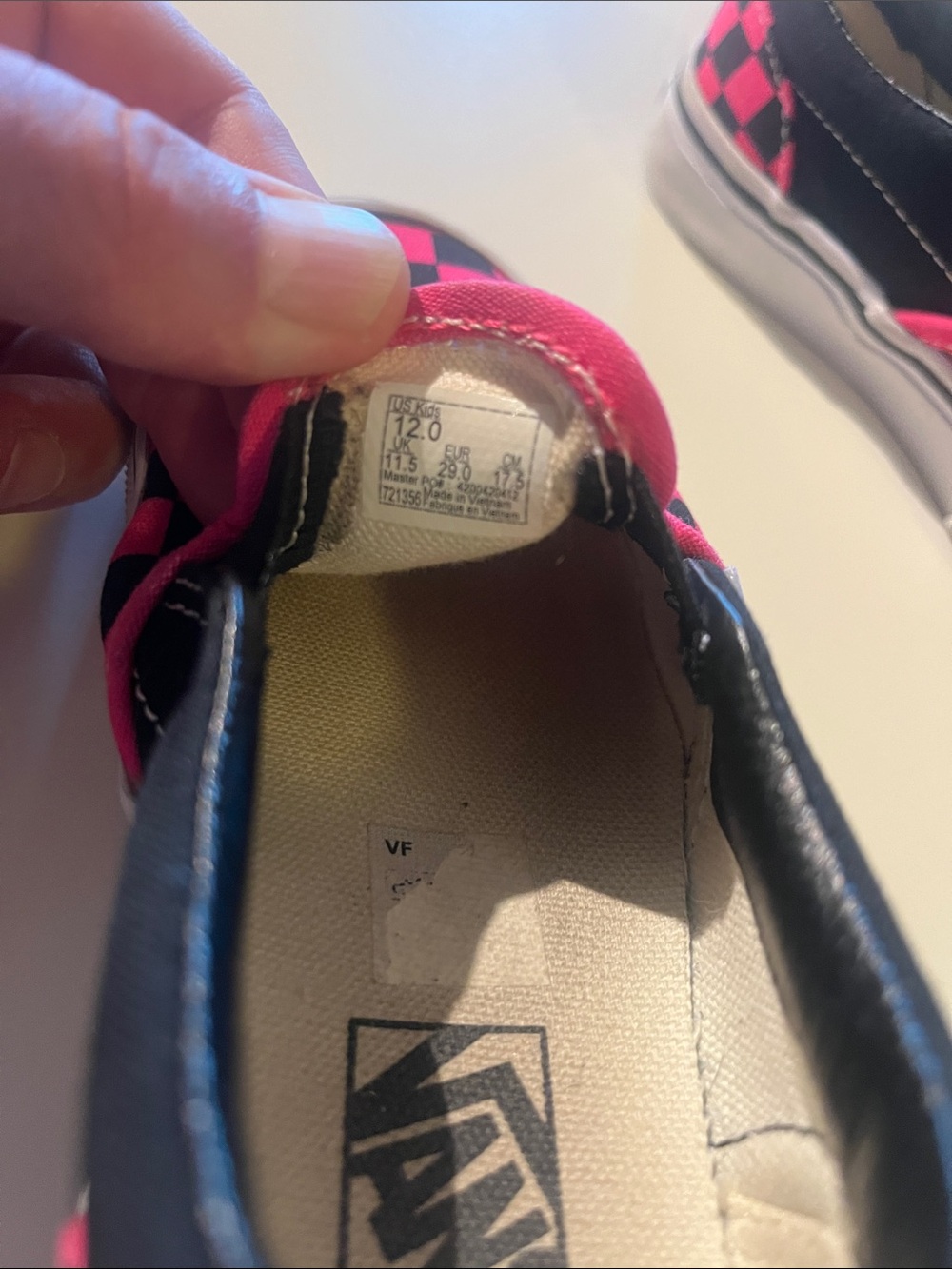 Vans Kids Slip-On Checkerboard Sneakers in Pink & Black - Picture 3 of 4